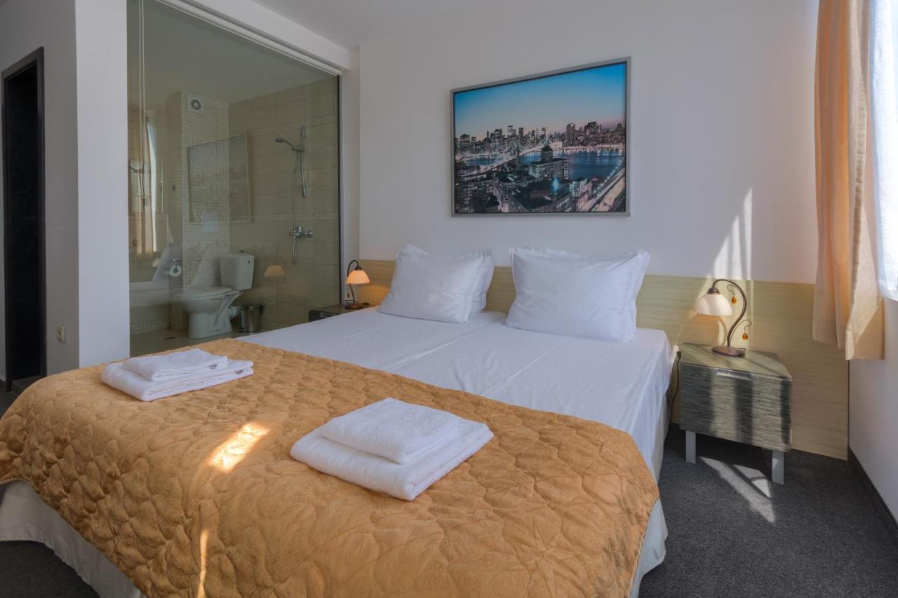 Hotel Odyssey Szozopol Kültér fotó