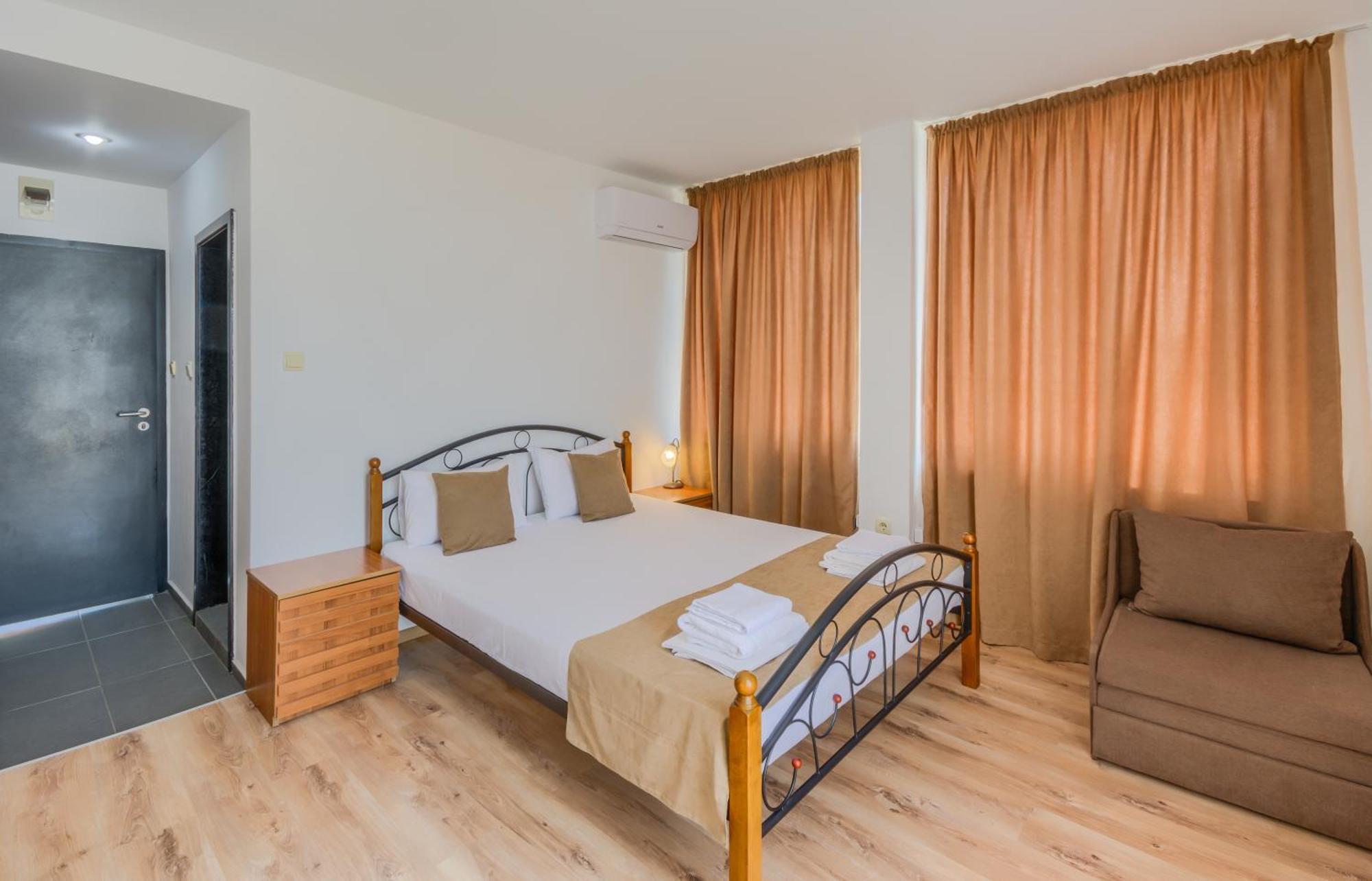 Hotel Odyssey Szozopol Kültér fotó