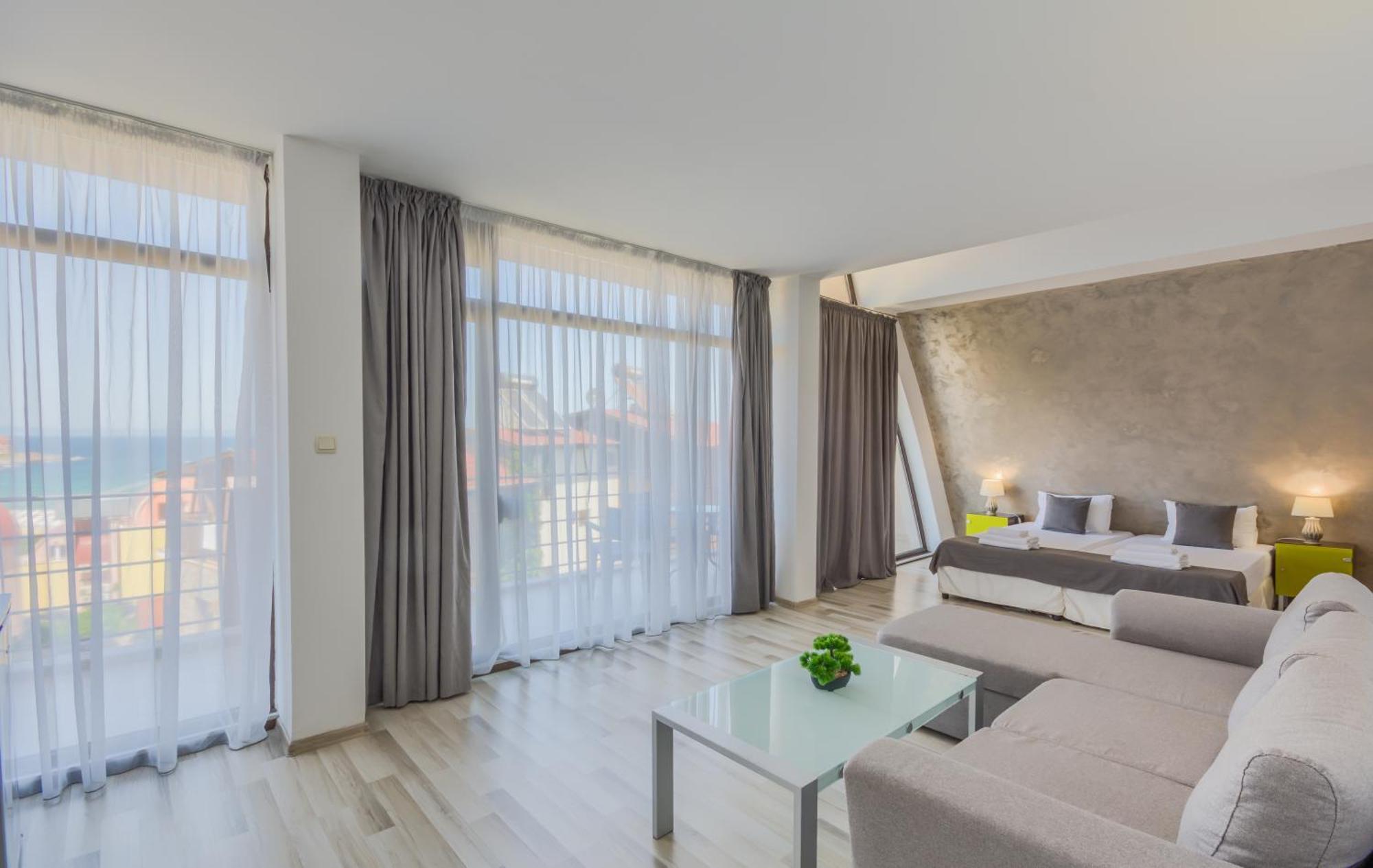 Hotel Odyssey Szozopol Kültér fotó